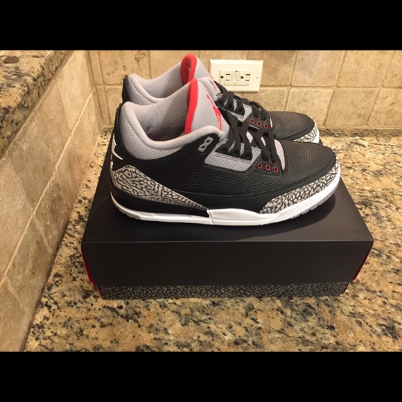 Jordan 3 Black Cement - Picture 4 of 4